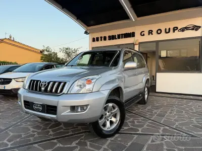 Usata Toyota Land Cruiser Sol 163 CV (119 kW) 2003 Grigio SUV
