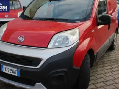 Usata Fiat Fiorino 95 CV (69 kW) 2017 Rosso Monovolume