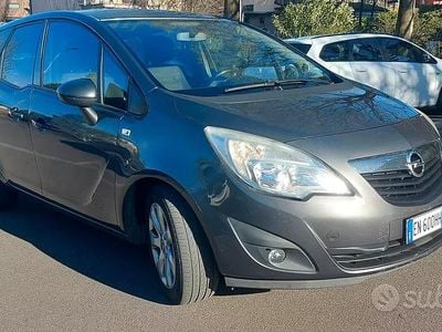 Occasion Opel Meriva 120 ch (88 kW) 2012 Gris Monospace