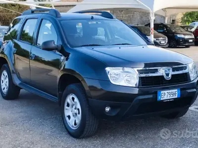 Usata Dacia Duster 105 CV (77 kW) 2012 Nero SUV