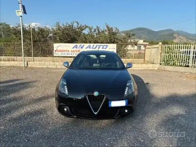 Usata Alfa Romeo Giulietta Exclusive 170 CV (125 kW) 2011 Nero Utilitaria