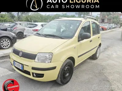 Usata Fiat Panda Active 77 CV (56 kW) 2012 Giallo Utilitaria