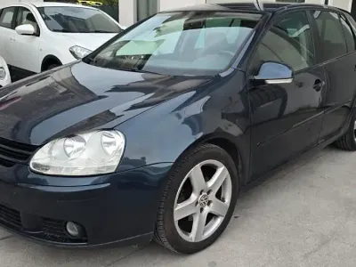 Usata VW Golf V GT 105 CV (77 kW) 2007 Grigio Berlina