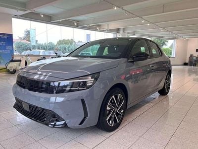 Grafik grey Nuova 2025 Opel Corsa Utilitaria | 19.490 € (Buon prezzo)