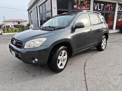 Usata Toyota RAV4 2006 Grigio SUV