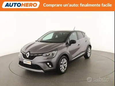 Usata Renault Captur Intens 92 CV (67 kW) 2021 Grigio SUV
