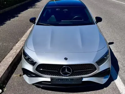 Usata Mercedes A180 Premium 116 CV (85 kW) 2023 Berlina