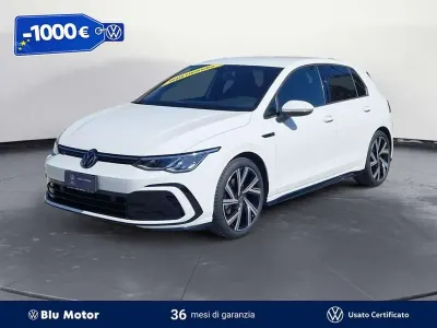 Usata VW Golf VIII R-line 150 CV (110 kW) 2023 Pure white Berlina