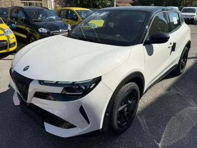 Nuova Alfa Romeo GT Junior 136 CV (100 kW) 2025 Bianco SUV