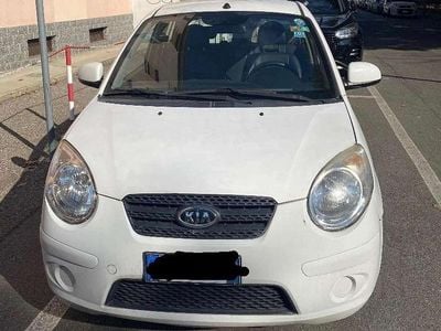 Usata Kia Picanto 60 CV (44 kW) 2010 Bianco Utilitaria