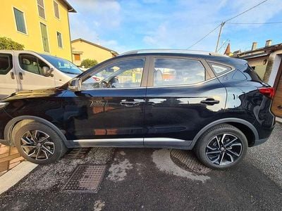Usata MG ZS Luxury 111 CV (81 kW) 2023 Nero SUV
