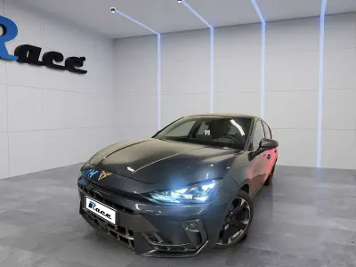 Usata Cupra Leon 150 CV (110 kW) 2025 Grigio magnetico Berlina