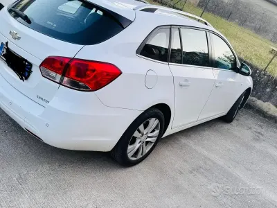 Usata Chevrolet Cruze 163 CV (119 kW) 2012 Bianco Berlina