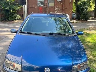 Usata Fiat Punto 80 CV (58 kW) 2002 Utilitaria