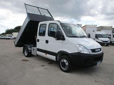 Usata Iveco Daily 106 CV (77 kW) 2010 Bianco Berlina