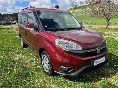 Usata Fiat Doblò Easy 95 CV (69 kW) 2016 Bordeaux Monovolume