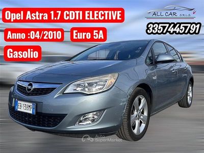 Usata Opel Astra Cosmo 110 CV (80 kW) 2010 Argento Berlina