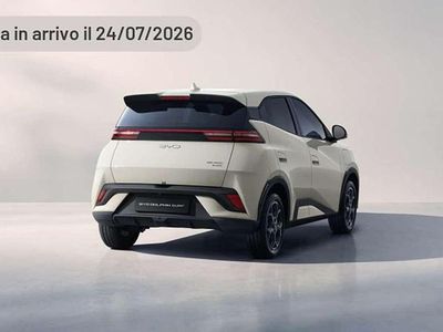 Nuova BYD Dolphin Surf Comfort 60 kW (82 CV) 2026 Argento Utilitaria