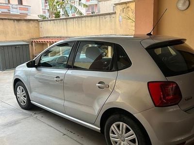 Begagnad VW Polo 60 HK (44 kW) 2015 Grå Sedan