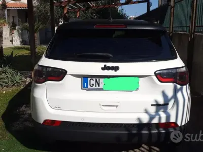 Usata Jeep Compass 120 CV (88 kW) 2019 Bianco SUV