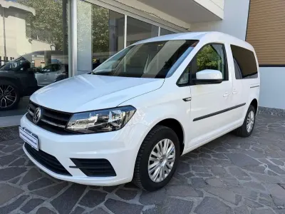 Usata VW Caddy Trendline 110 CV (80 kW) 2019 Bianco Monovolume