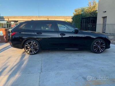 Usata BMW 318 150 CV (110 kW) 2020 Nero Station wagon