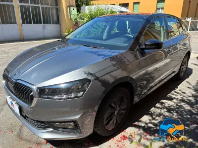Usata Skoda Fabia Style 95 CV (69 kW) 2022 Grigio Utilitaria