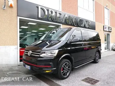 Usata VW T6 150 CV (110 kW) 2016 Nero pastello Furgone