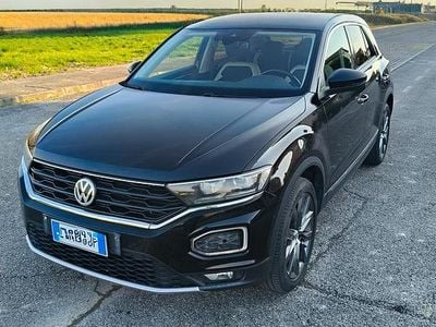 Usata VW T-Roc Advance 150 CV (110 kW) 2018 Nero SUV