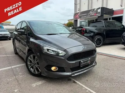 Usata Ford S-MAX ST 150 CV (110 kW) 2019 Grigio Monovolume