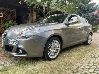 Usata Alfa Romeo Giulietta Exclusive 150 CV (110 kW) 2016 Utilitaria