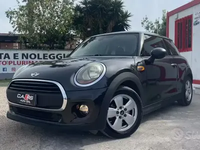 Begagnad Mini One D 95 HK (69 kW) 2015 Svart Halvkombi