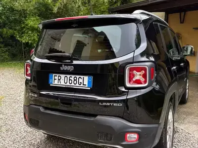 Usata Jeep Renegade Limited 140 CV (102 kW) 2018 Nero SUV