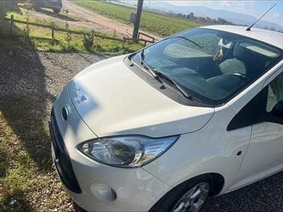 Usata Ford Ka 75 CV (55 kW) 2010 Bianco Utilitaria