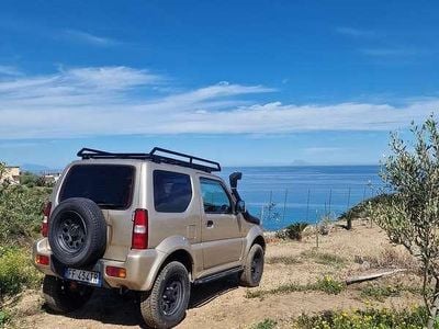 Usata Suzuki Jimny 86 CV (63 kW) 2010 SUV