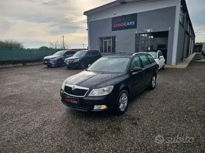 Usata Skoda Octavia Elegance 105 CV (77 kW) 2013 Nero Station wagon