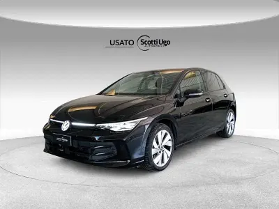 Usata VW Golf VIII Edition 150 CV (110 kW) 2024 Nero Utilitaria