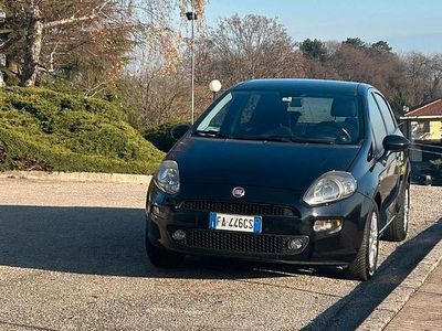 Usata Fiat Punto 75 CV (55 kW) 2015 Nero Utilitaria