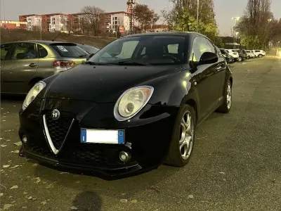 Usata Alfa Romeo MiTo Distinctive 120 CV (88 kW) 2010 Nero Utilitaria