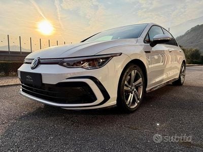 Bianco Usata 2022 VW Golf R-line Berlina | 33.900 € (Buon prezzo)