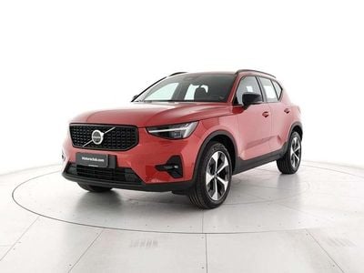 Nuova Volvo XC40 Ultra 163 CV (119 kW) 2026 Fusion red SUV