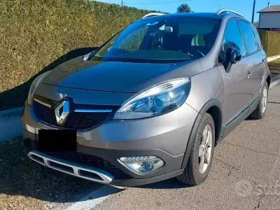 Usata Renault Scénic III 132 CV (97 kW) 2014 Grigio Monovolume
