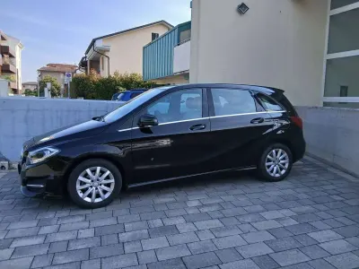 Usata Mercedes B180 Executive 109 CV (80 kW) 2016 Met Monovolume