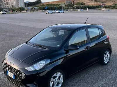 Usata Hyundai i10 Prime 67 CV (49 kW) 2022 Nero Utilitaria
