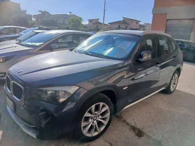 Usata BMW X1 143 CV (105 kW) 2011 Blu/azzurro SUV