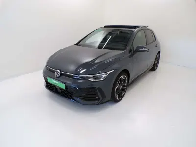 Usata VW Golf VIII Edition 150 CV (110 kW) 2025 Grigio selenite Berlina