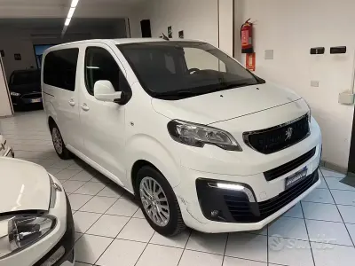 Usata Peugeot Traveller Active 116 CV (85 kW) 2018 Bianco Monovolume
