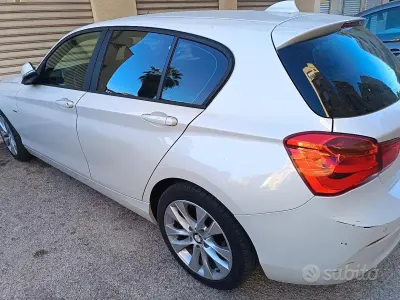 Usata BMW 116 Sport Line 116 CV (85 kW) 2015 Bianco Utilitaria
