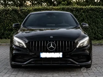 Usata Mercedes A160 AMG line 90 CV (66 kW) 2016 Nero Utilitaria