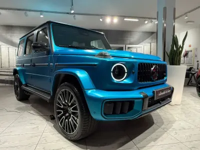 Nuova Mercedes G63 AMG AMG 605 CV (444 kW) 2026 Hyper blue magno SUV